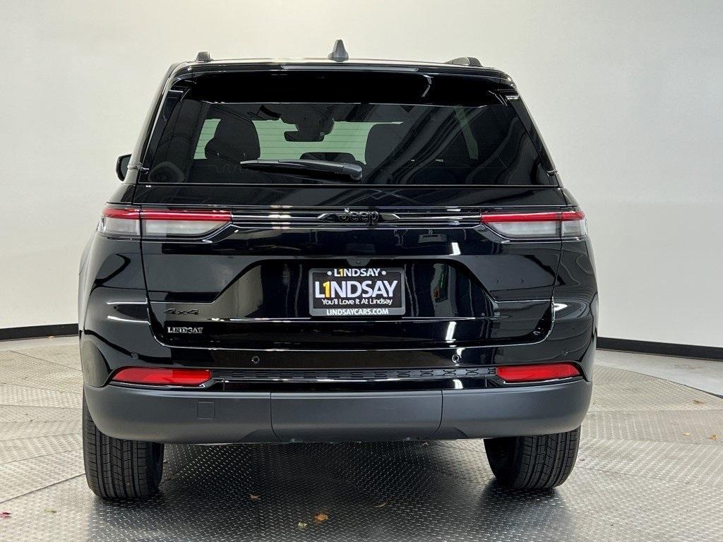 new 2025 Jeep Grand Cherokee car, priced at $41,668