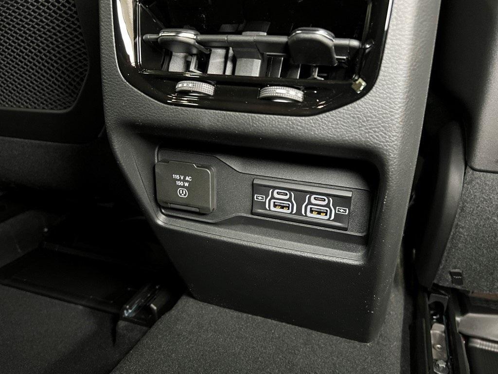 new 2025 Jeep Grand Cherokee car, priced at $38,616