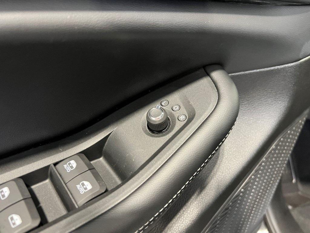 new 2025 Jeep Grand Cherokee car, priced at $38,616