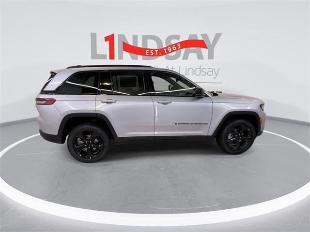 new 2024 Jeep Grand Cherokee car, priced at $40,875