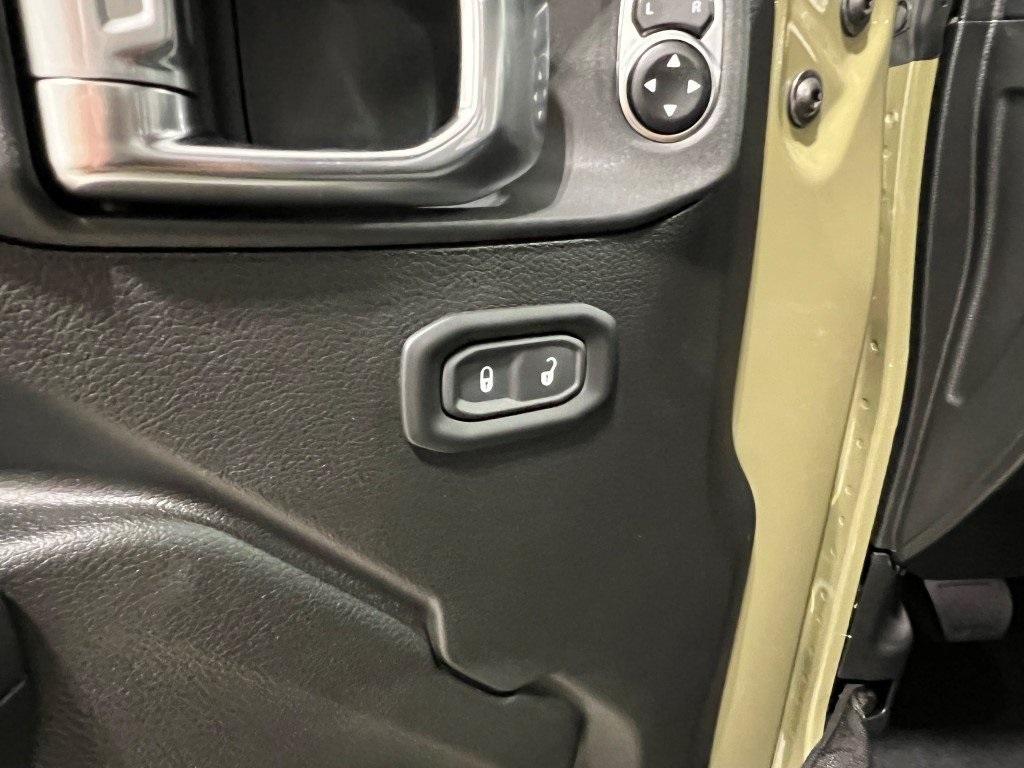 new 2026 Jeep Wrangler car, priced at $52,548