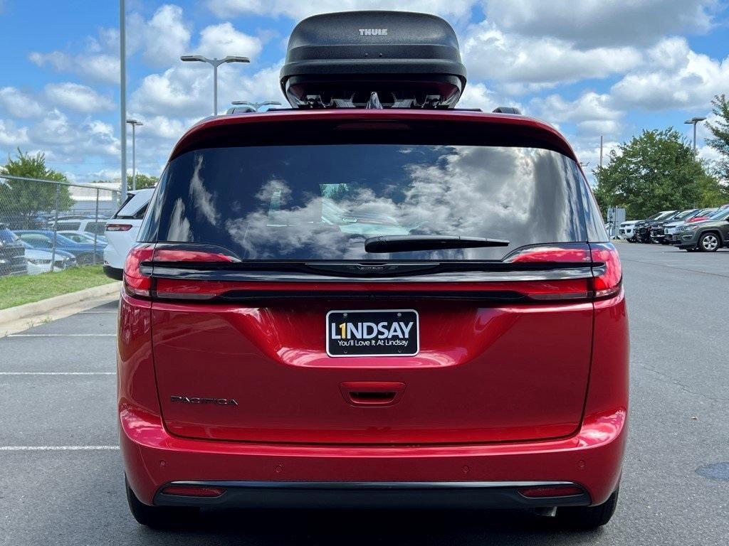 new 2025 Chrysler Pacifica car, priced at $40,810