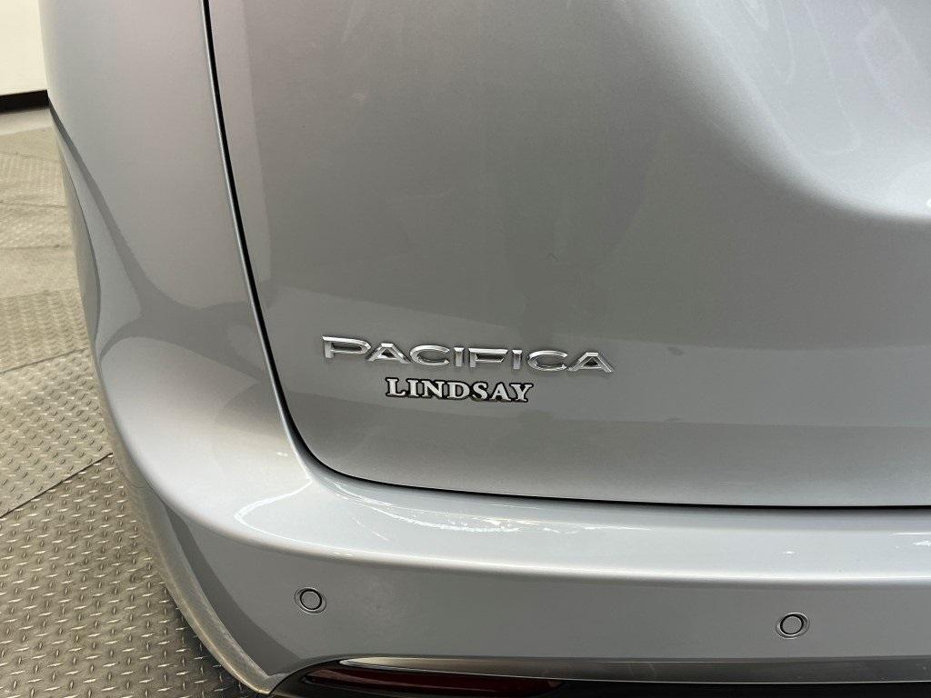 new 2026 Chrysler Pacifica car, priced at $52,617