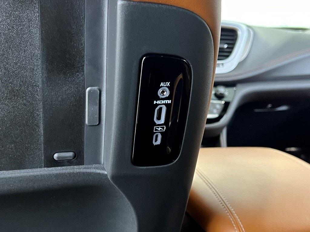 new 2026 Chrysler Pacifica car, priced at $52,617