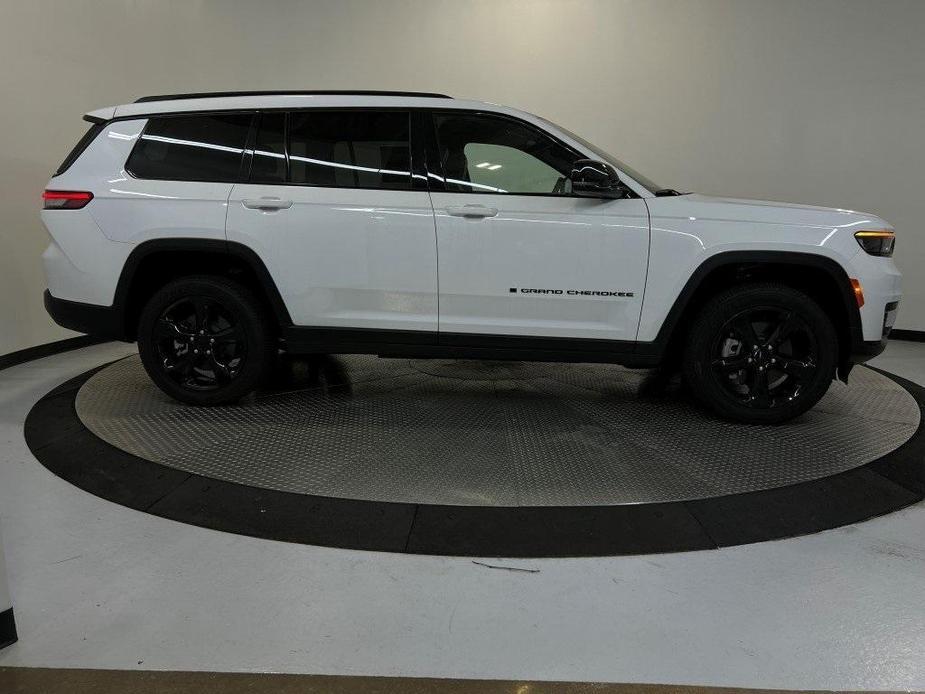 new 2024 Jeep Grand Cherokee L car, priced at $37,757