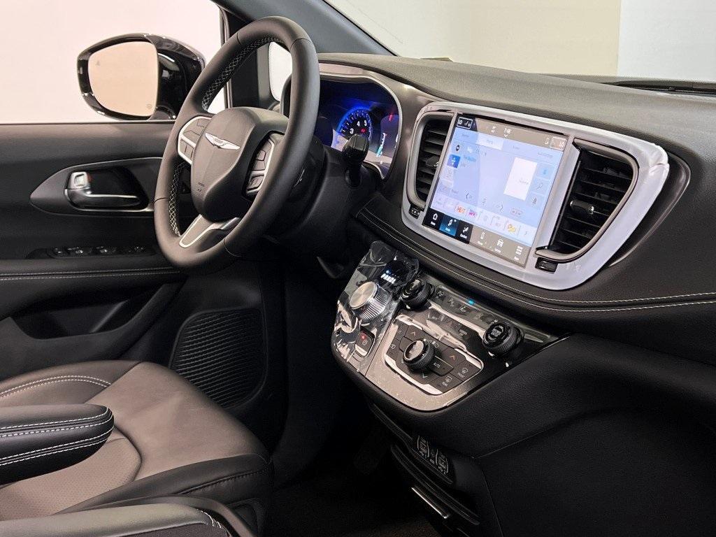 new 2025 Chrysler Pacifica car, priced at $45,500