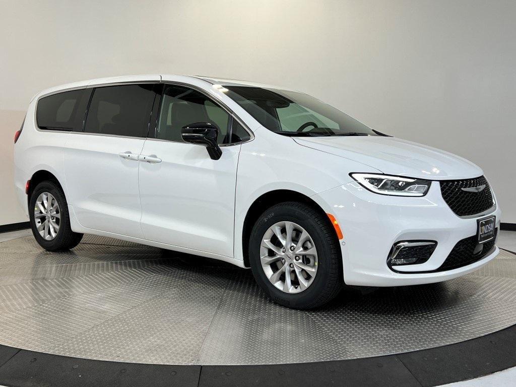 new 2025 Chrysler Pacifica car, priced at $45,500