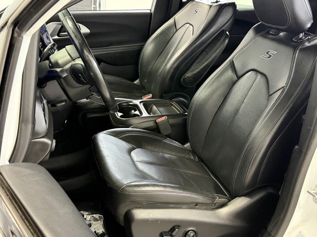 used 2018 Chrysler Pacifica car, priced at $15,900