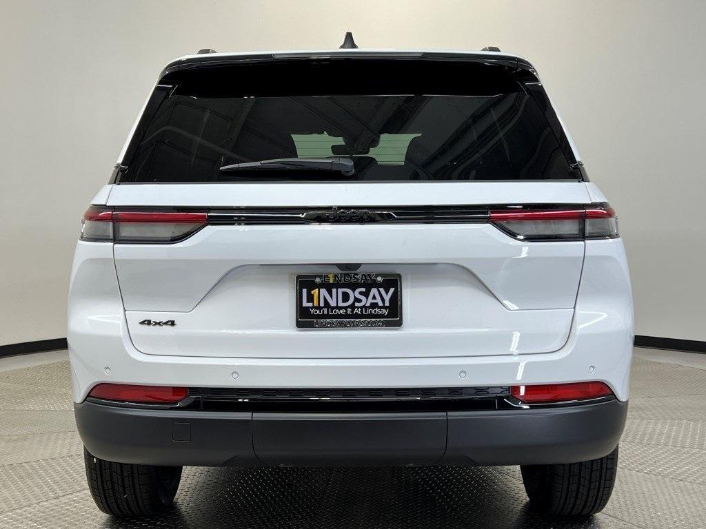 new 2025 Jeep Grand Cherokee car, priced at $40,362