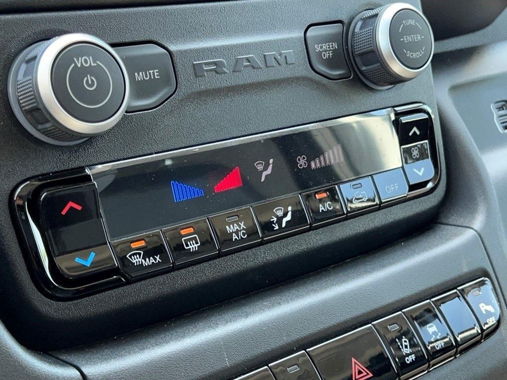 new 2025 Ram ProMaster 3500 car, priced at $54,555