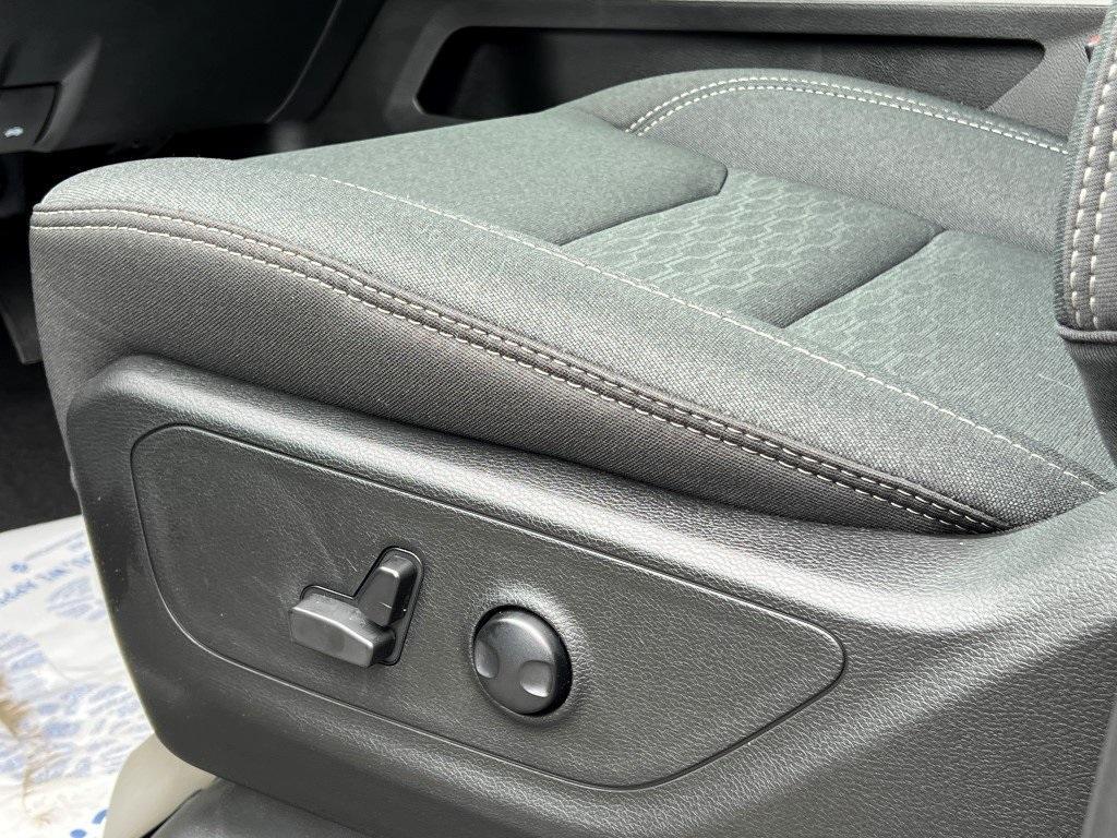 new 2025 Ram 1500 car, priced at $49,357