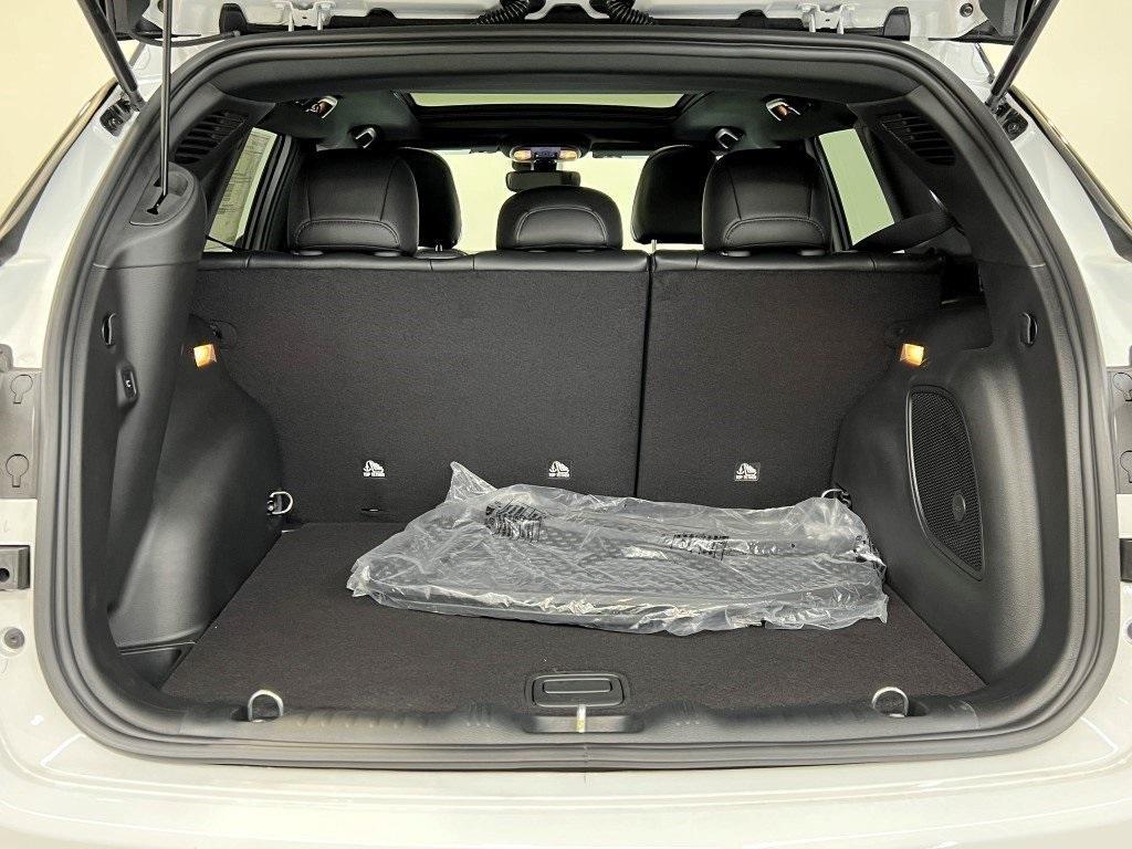 new 2026 Jeep Compass car, priced at $35,076