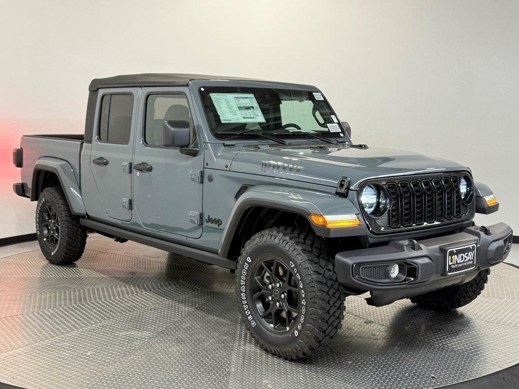 new 2025 Jeep Gladiator car, priced at $45,315
