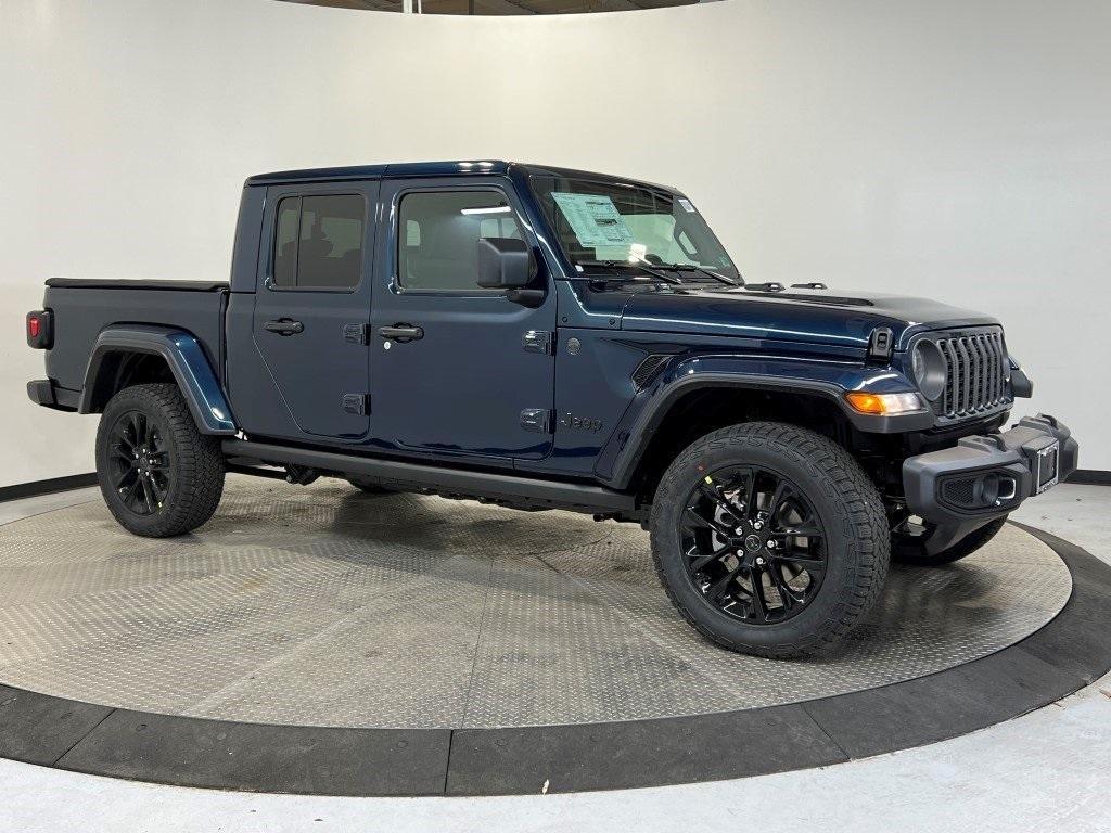 new 2025 Jeep Gladiator car, priced at $45,217