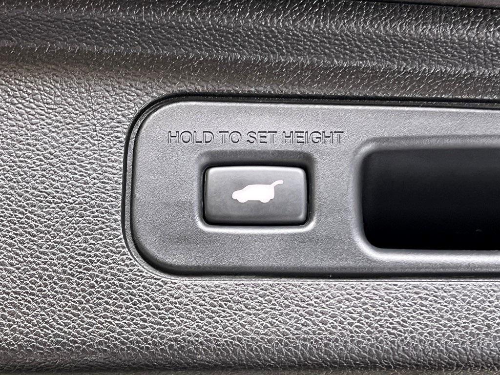 used 2022 Honda Odyssey car, priced at $37,000