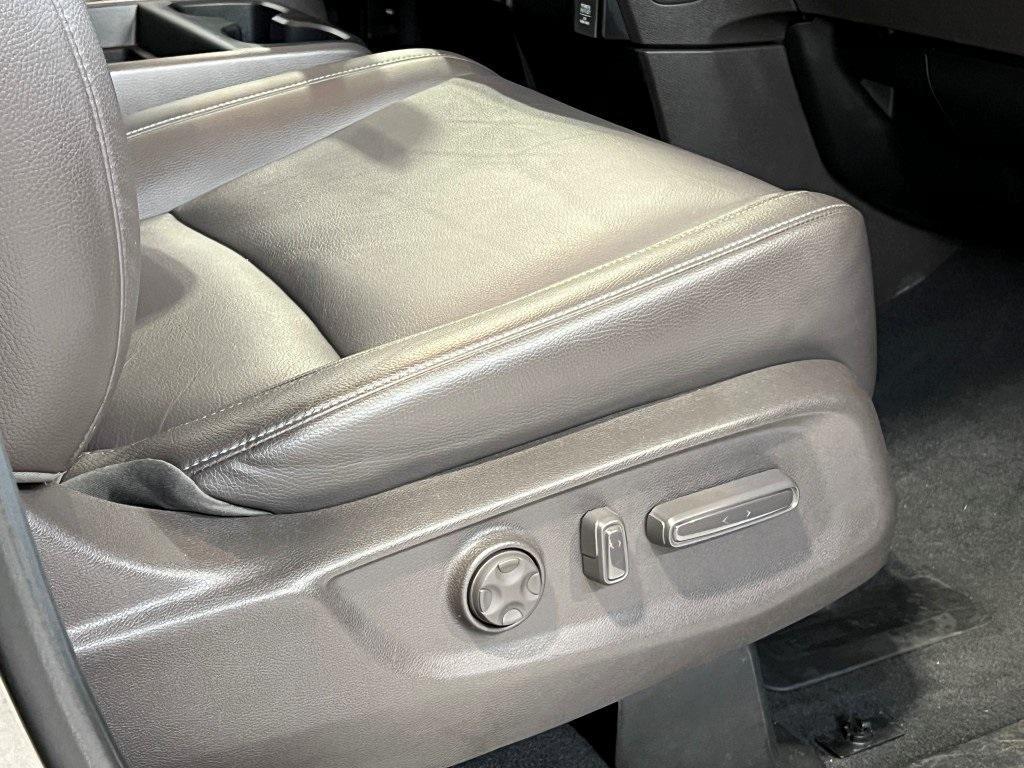 used 2022 Honda Odyssey car, priced at $37,000