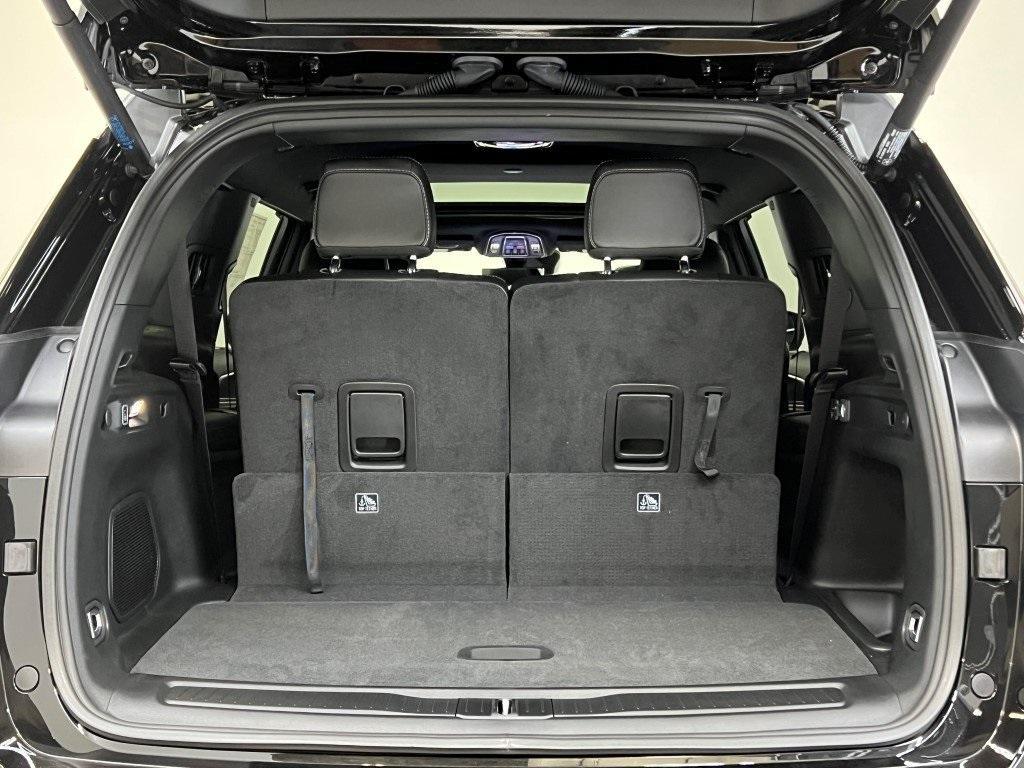 new 2025 Jeep Grand Cherokee L car, priced at $52,178