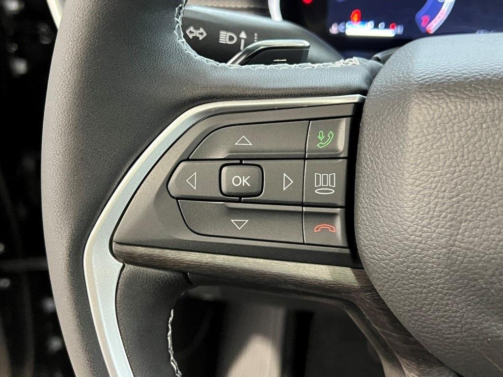 new 2025 Jeep Grand Cherokee L car, priced at $52,178