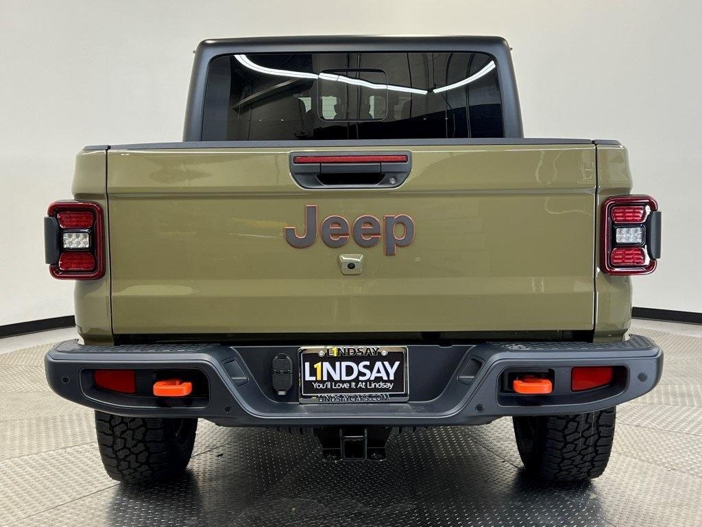 new 2025 Jeep Gladiator car, priced at $51,328