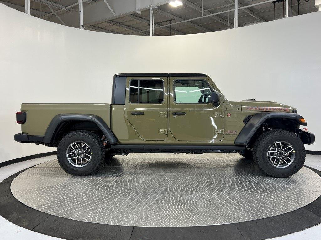 new 2025 Jeep Gladiator car, priced at $51,328