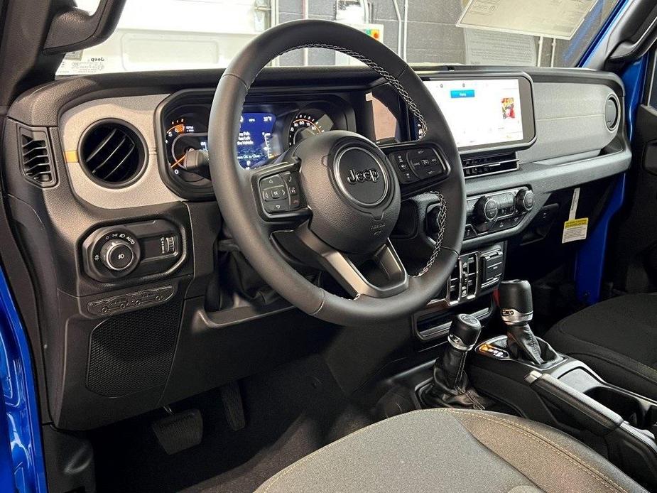 new 2025 Jeep Wrangler car, priced at $50,654