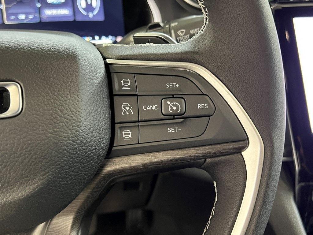new 2025 Jeep Grand Cherokee L car, priced at $51,642
