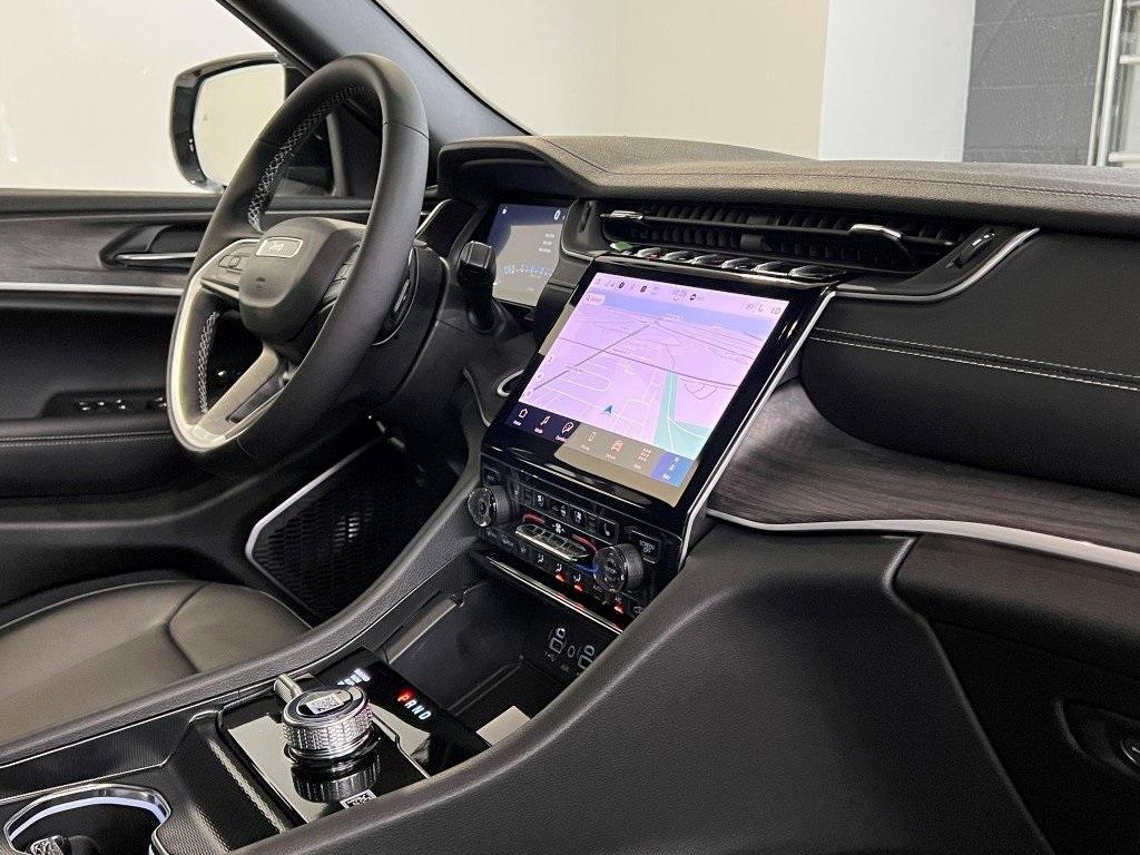 new 2025 Jeep Grand Cherokee L car, priced at $51,642