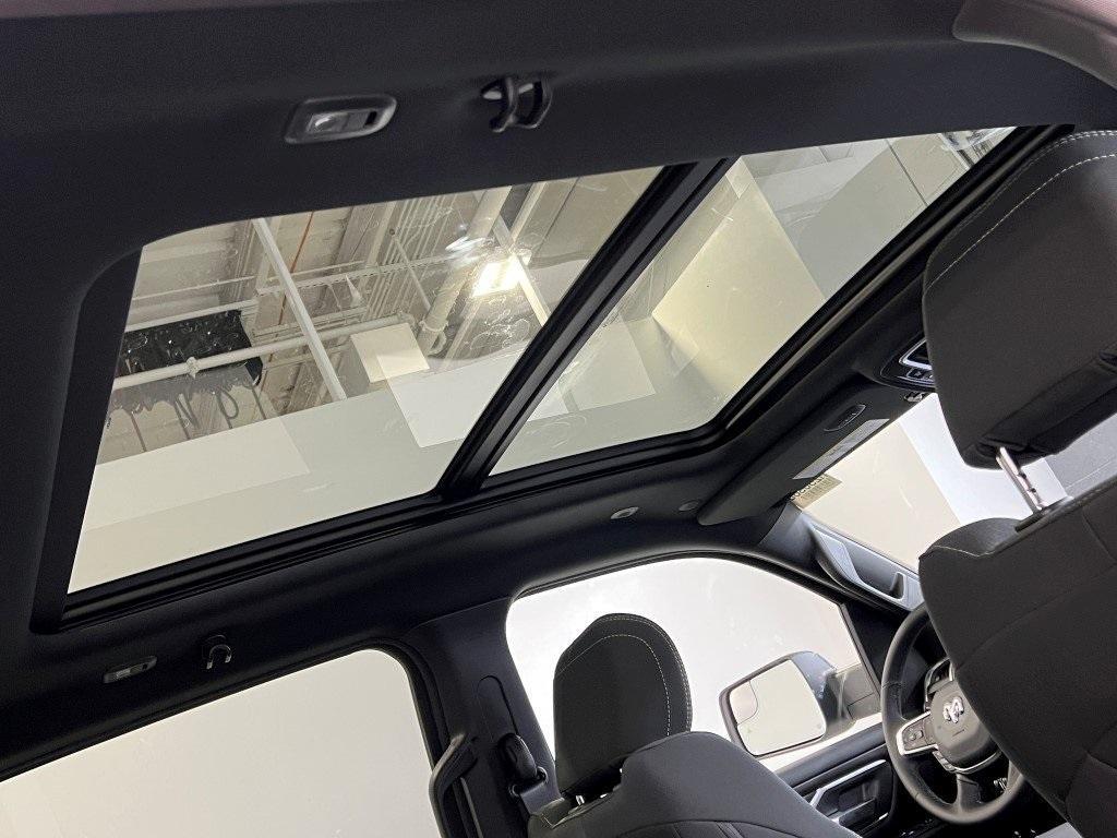 new 2025 Ram 1500 car, priced at $51,937