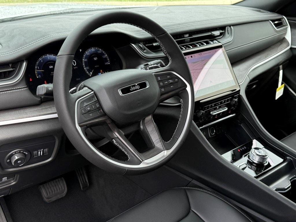 new 2025 Jeep Grand Cherokee L car, priced at $50,642