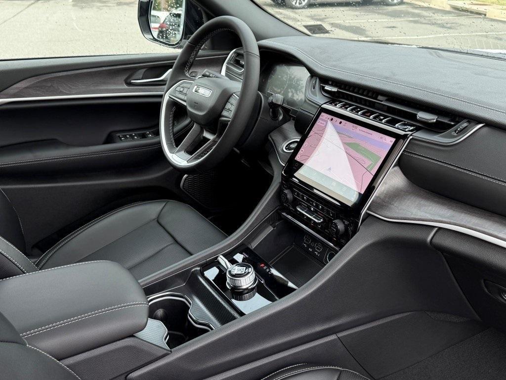 new 2025 Jeep Grand Cherokee L car, priced at $50,642