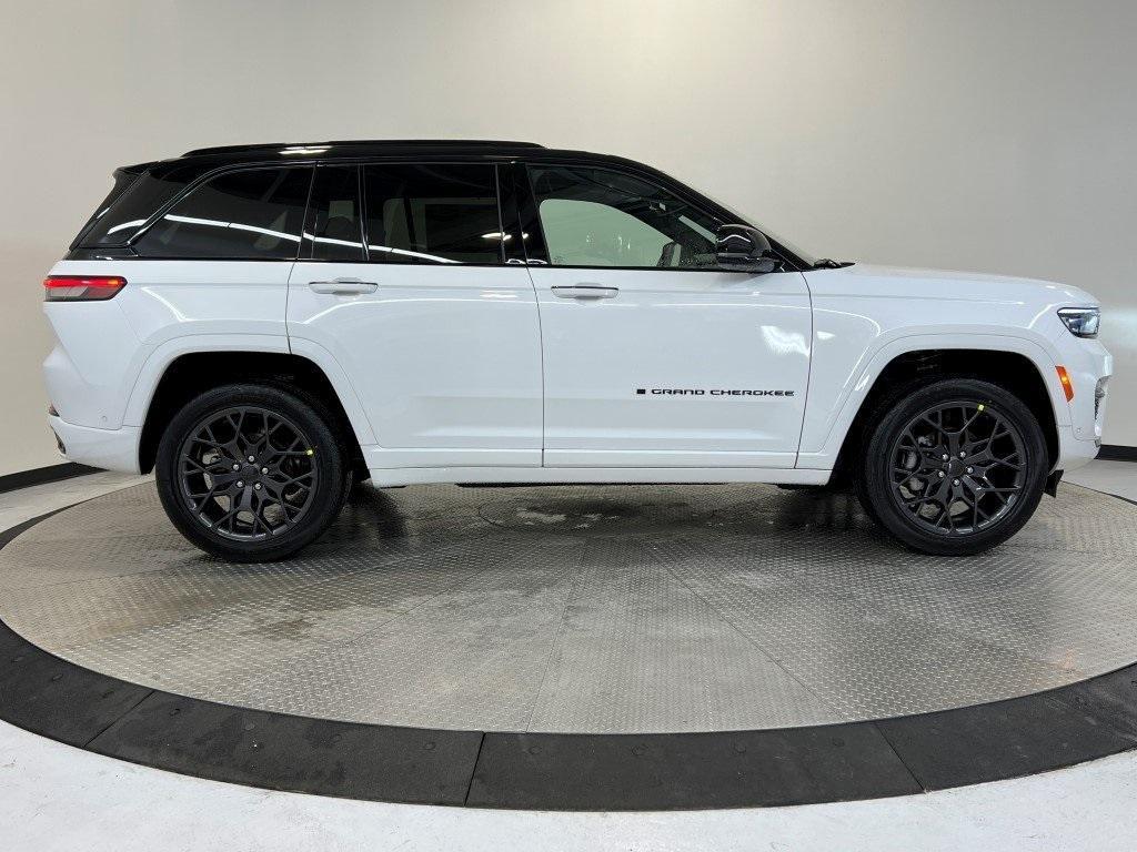 new 2025 Jeep Grand Cherokee car, priced at $67,273