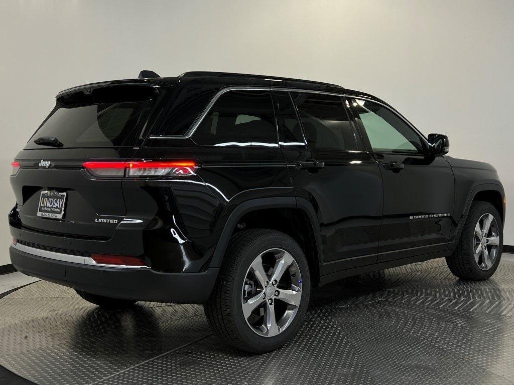 new 2025 Jeep Grand Cherokee car, priced at $49,637