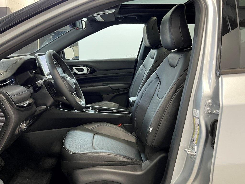new 2025 Jeep Compass car, priced at $36,928
