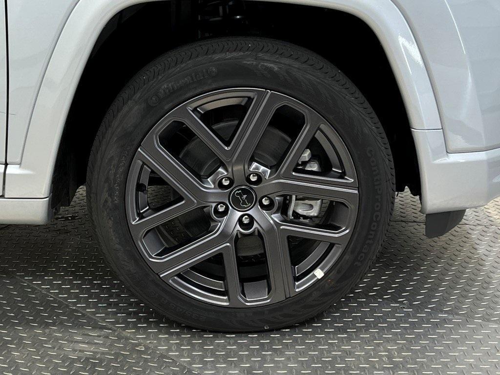new 2025 Jeep Compass car, priced at $36,928