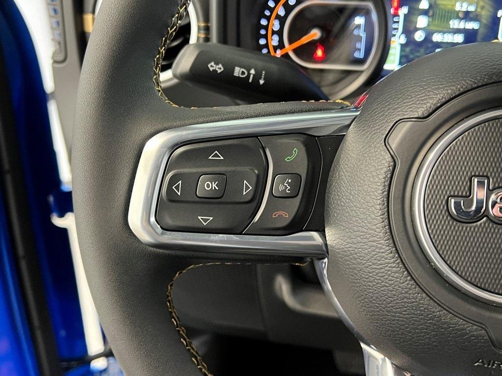 new 2025 Jeep Wrangler car, priced at $47,827