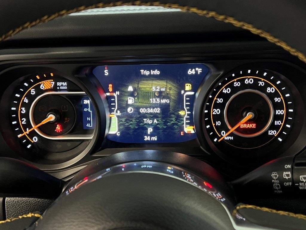 new 2025 Jeep Wrangler car, priced at $47,827