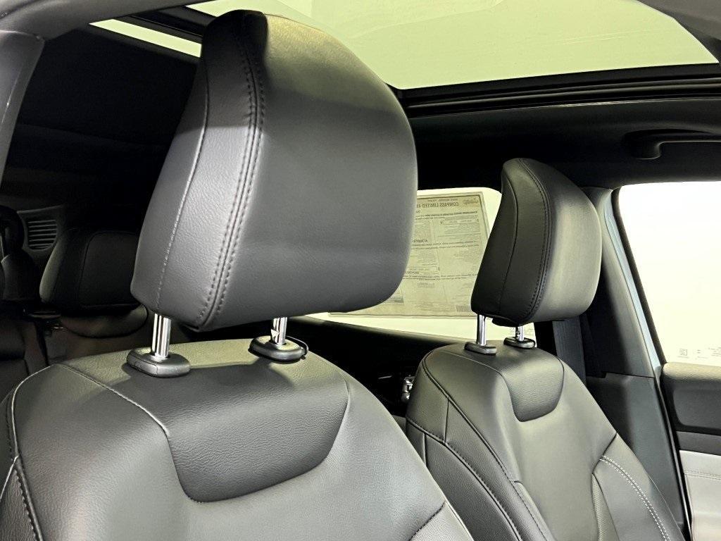new 2025 Jeep Compass car, priced at $38,433