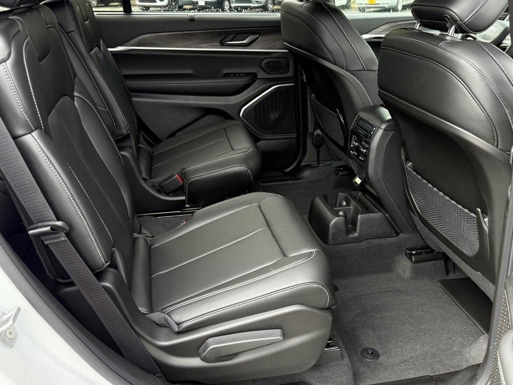 new 2025 Jeep Grand Cherokee L car, priced at $50,642