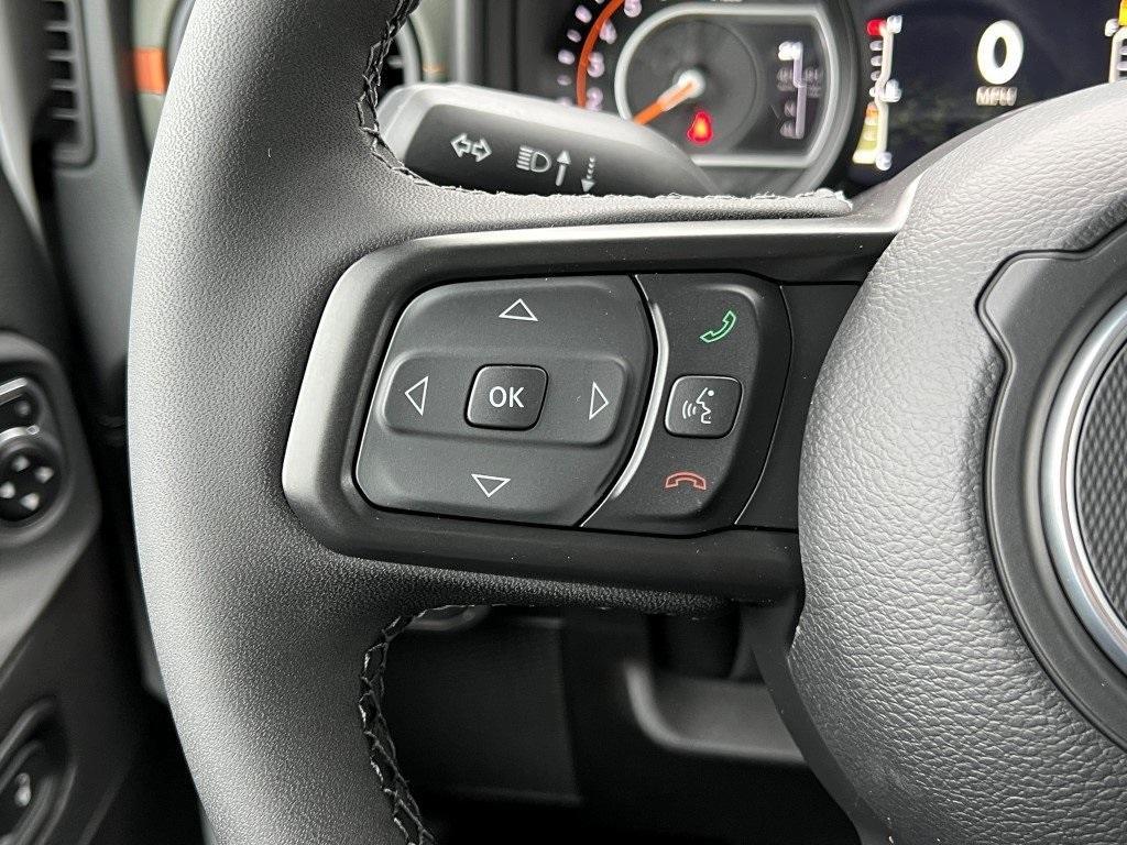 new 2025 Jeep Gladiator car, priced at $54,981