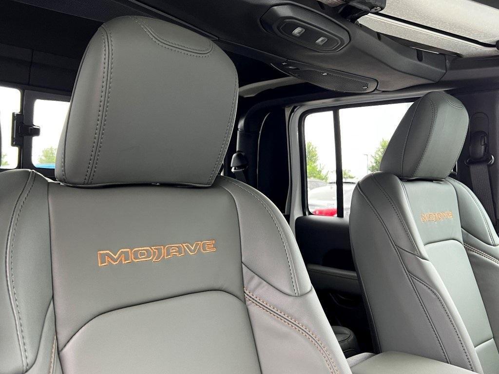 new 2025 Jeep Gladiator car, priced at $54,981