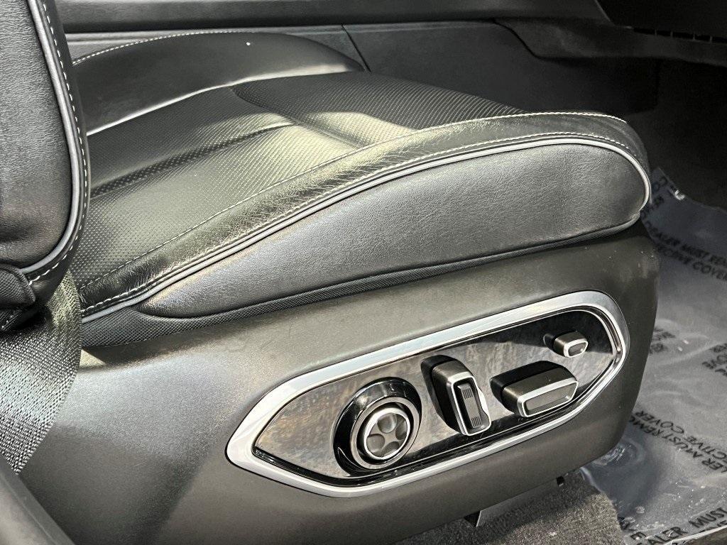 used 2022 Jeep Grand Cherokee car, priced at $38,800