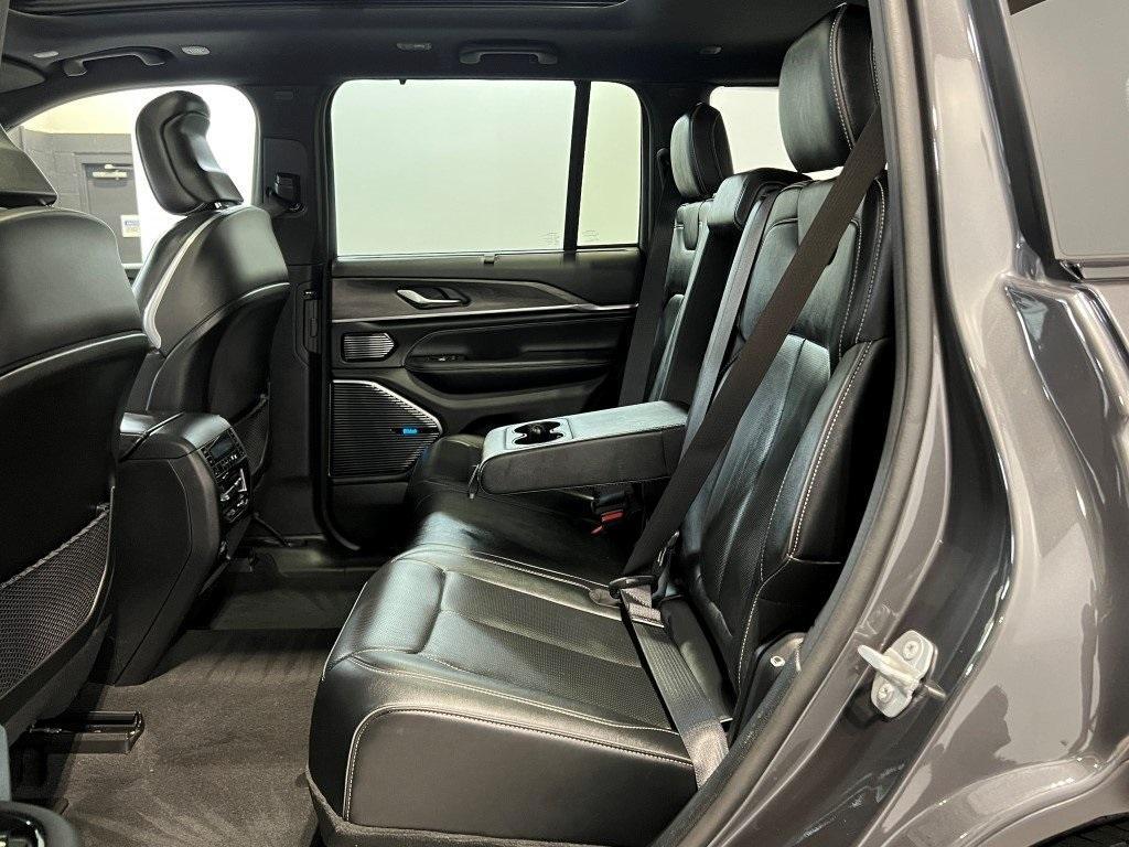 used 2022 Jeep Grand Cherokee car, priced at $38,800