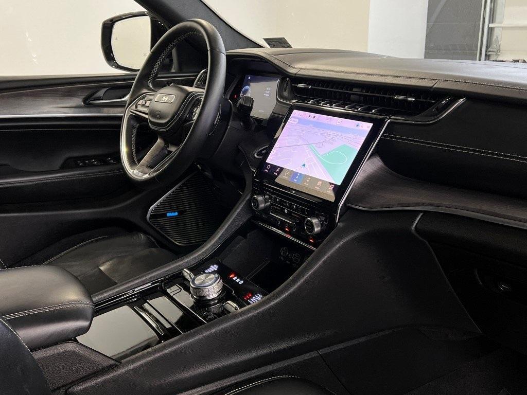 used 2022 Jeep Grand Cherokee car, priced at $38,800