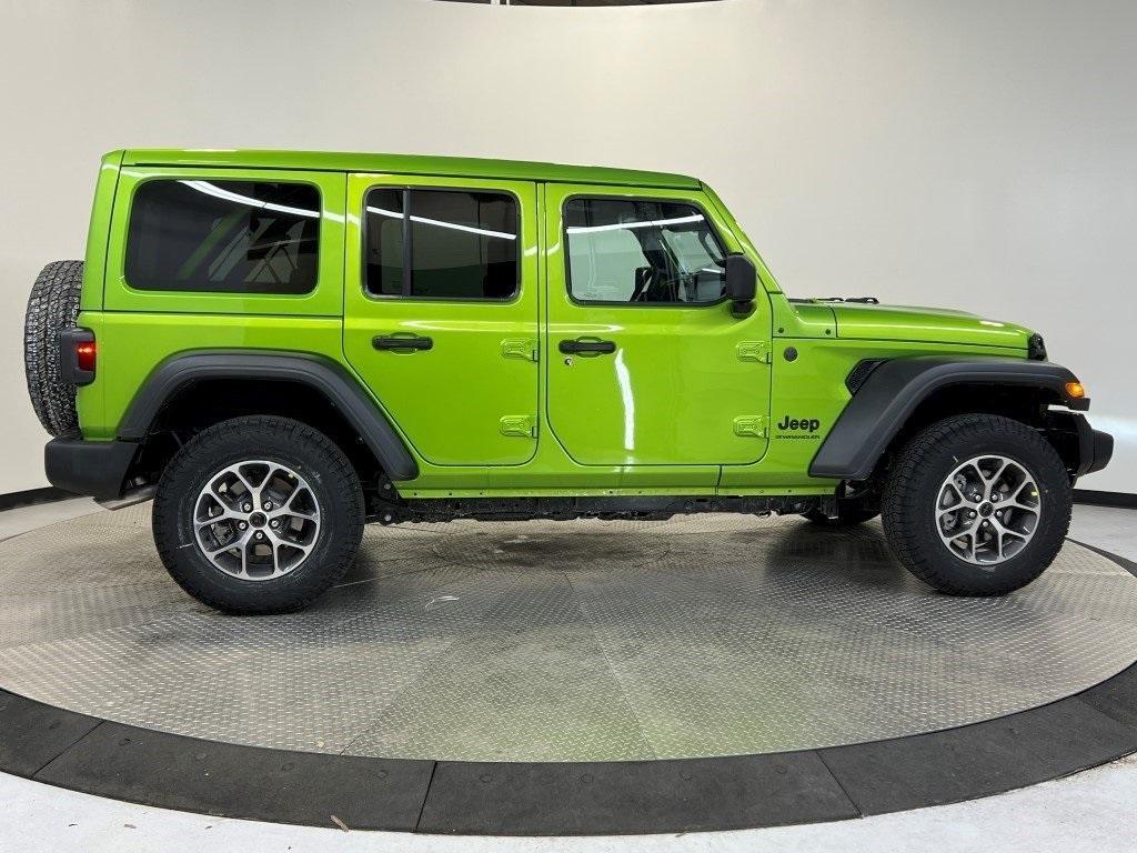 new 2025 Jeep Wrangler car, priced at $46,112