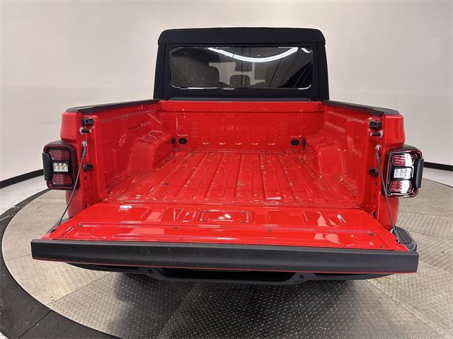 new 2024 Jeep Gladiator car, priced at $38,114