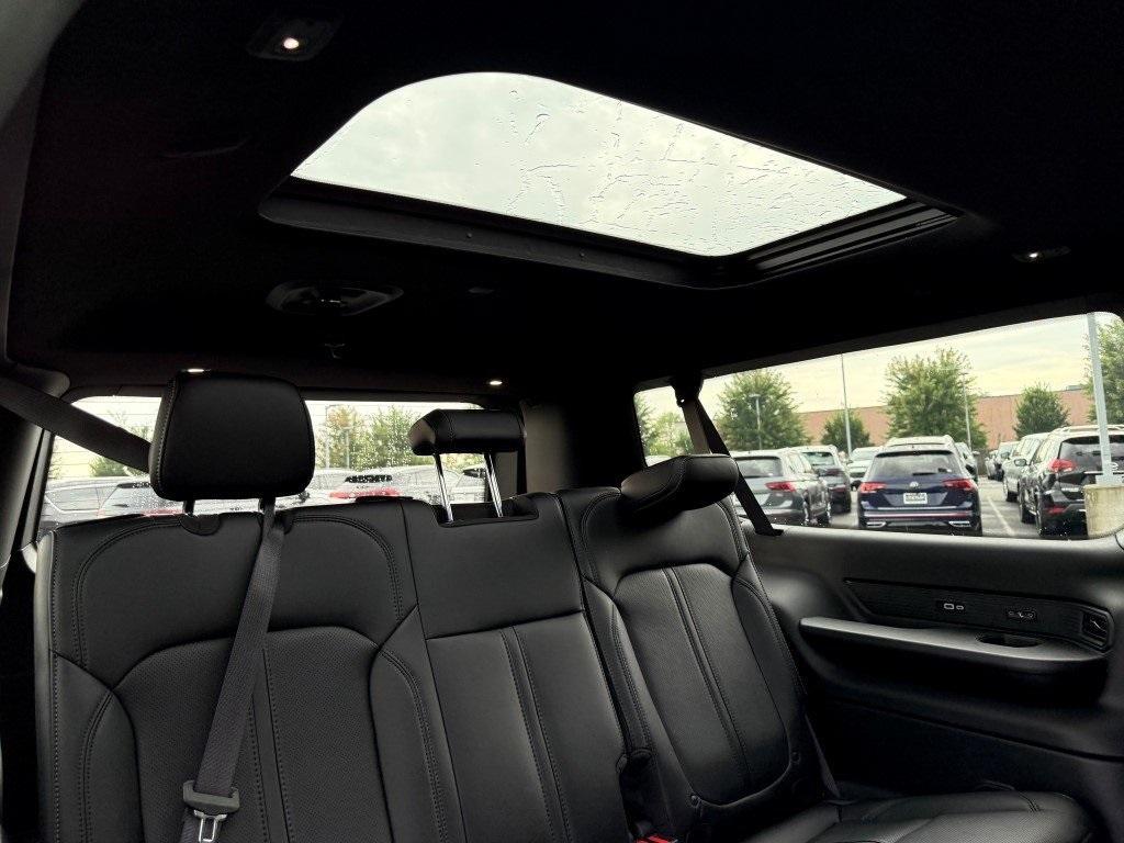 new 2025 Jeep Wagoneer L car, priced at $74,514