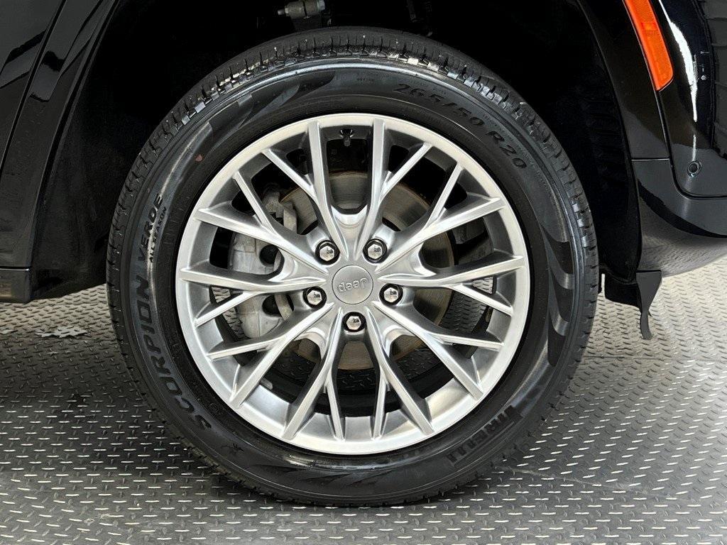 used 2023 Jeep Grand Cherokee car, priced at $46,800