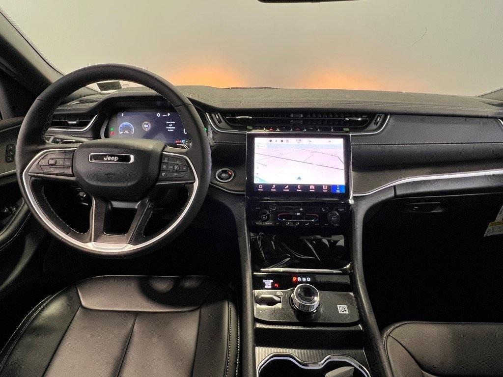 new 2025 Jeep Grand Cherokee L car, priced at $47,742