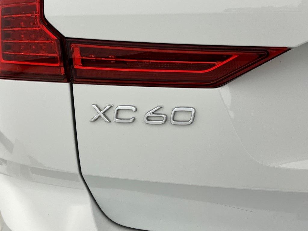used 2022 Volvo XC60 car, priced at $35,000