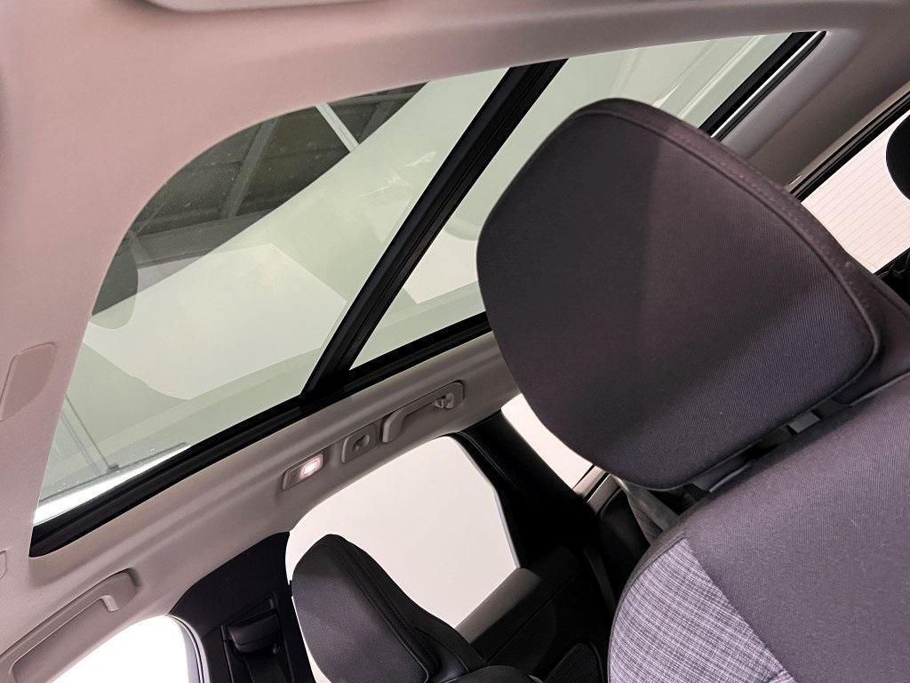 used 2022 Volvo XC60 car, priced at $36,000